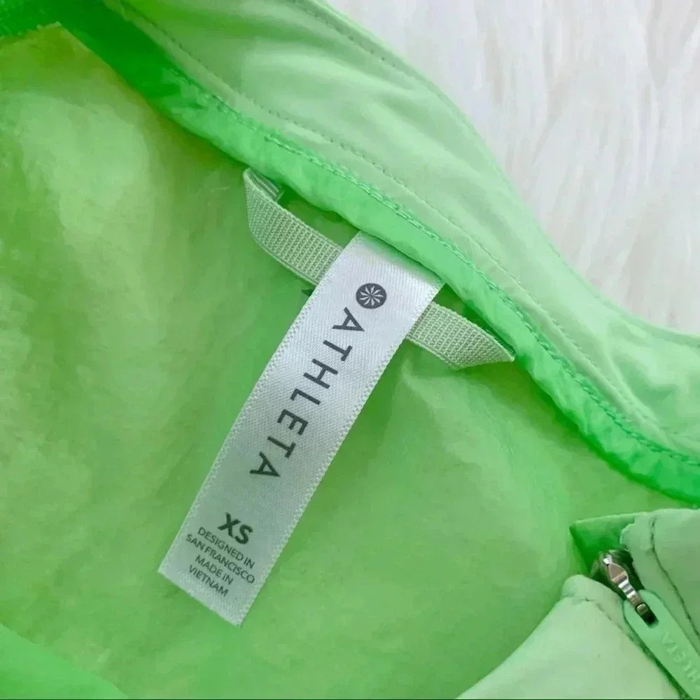Athleta Running Top - Picture 6 of 14